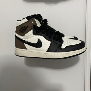 jordan 1 mocha